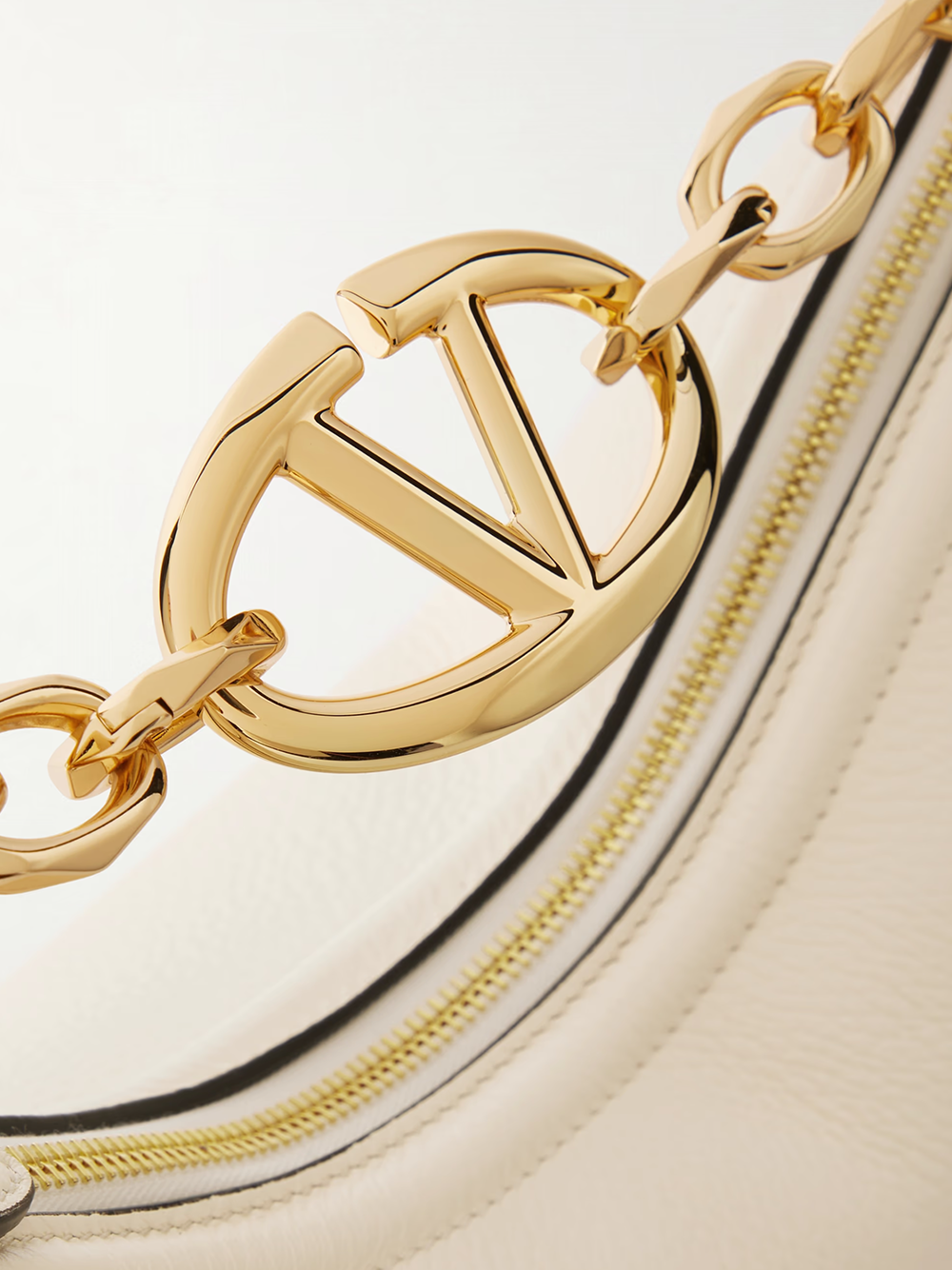 Valentino Garavani Ivory Leather Small Hobo Vlogo Shoulder Bag - Image 4