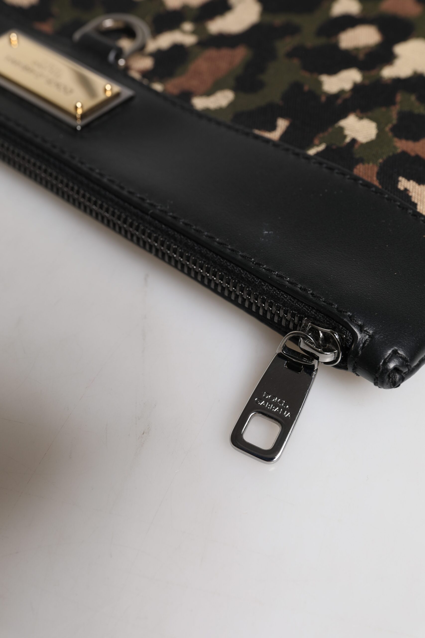 Dolce & Gabbana Multicolor Leopard Jacquard Print Logo Plaque Pouch Bag - Image 5