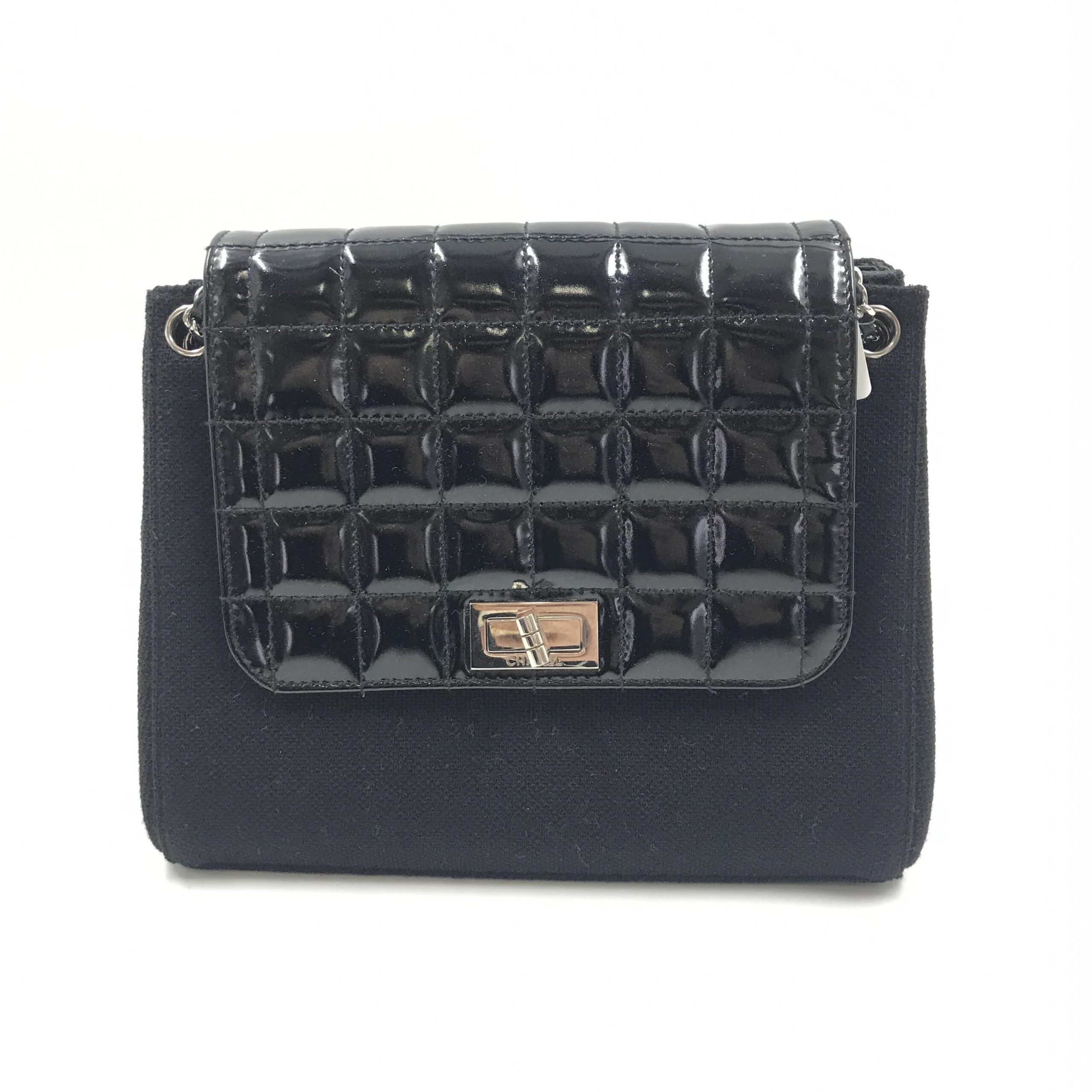 Chanel Chocolate Bar Patent Leather Shoulder Bag - Image 2