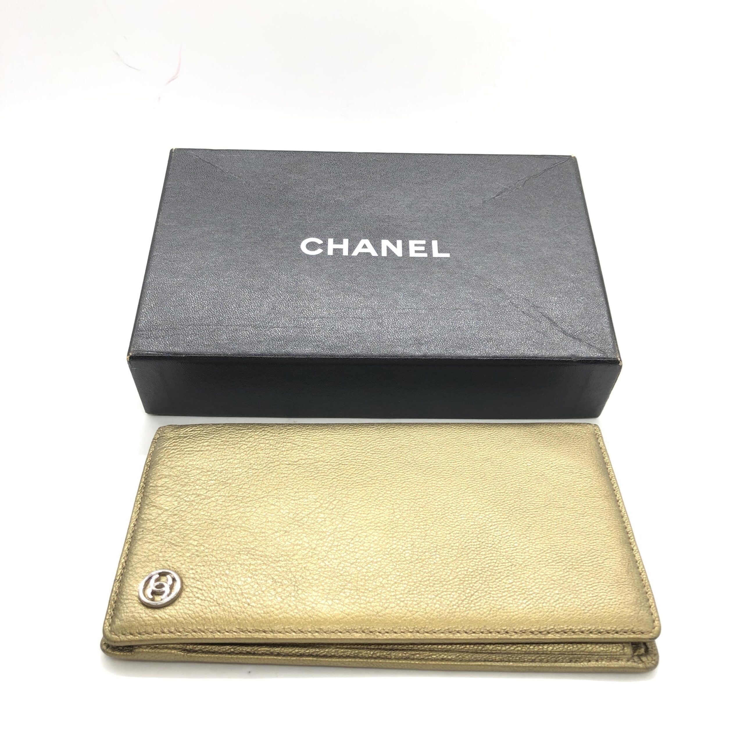 Chanel Gold Tone Caviar Leather Bifold Wallet - Image 2