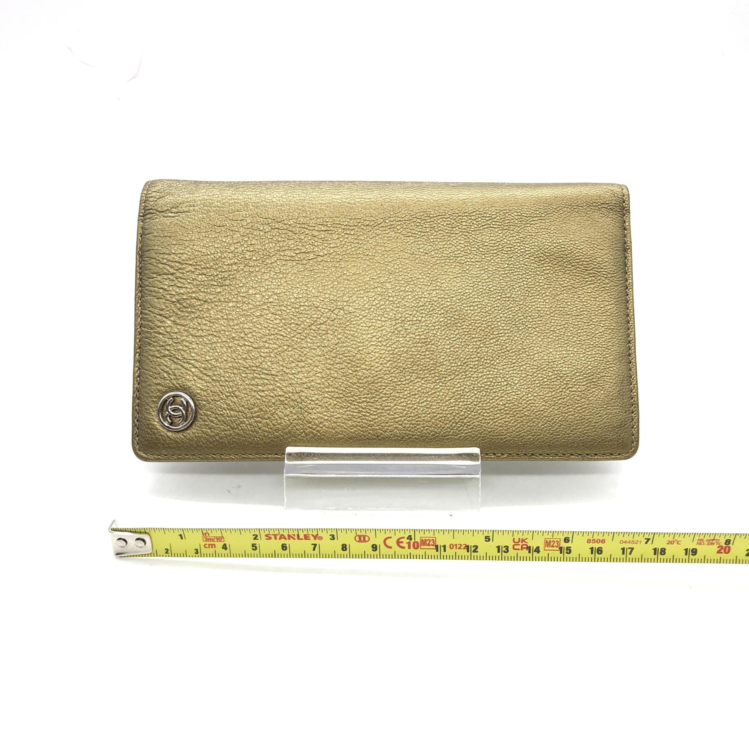 Chanel Gold Tone Caviar Leather Bifold Wallet - Image 4