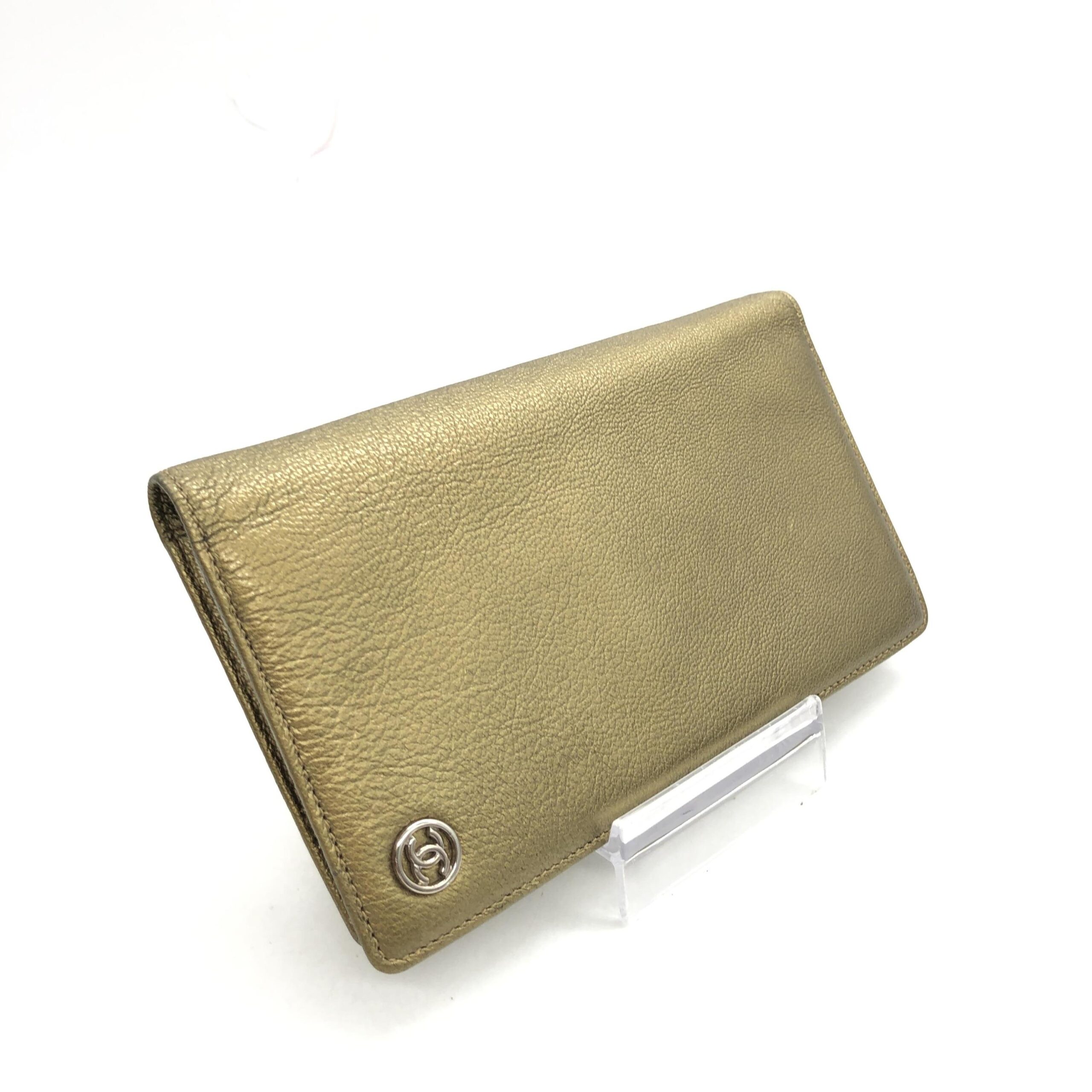 Chanel Gold Tone Caviar Leather Bifold Wallet - Image 6