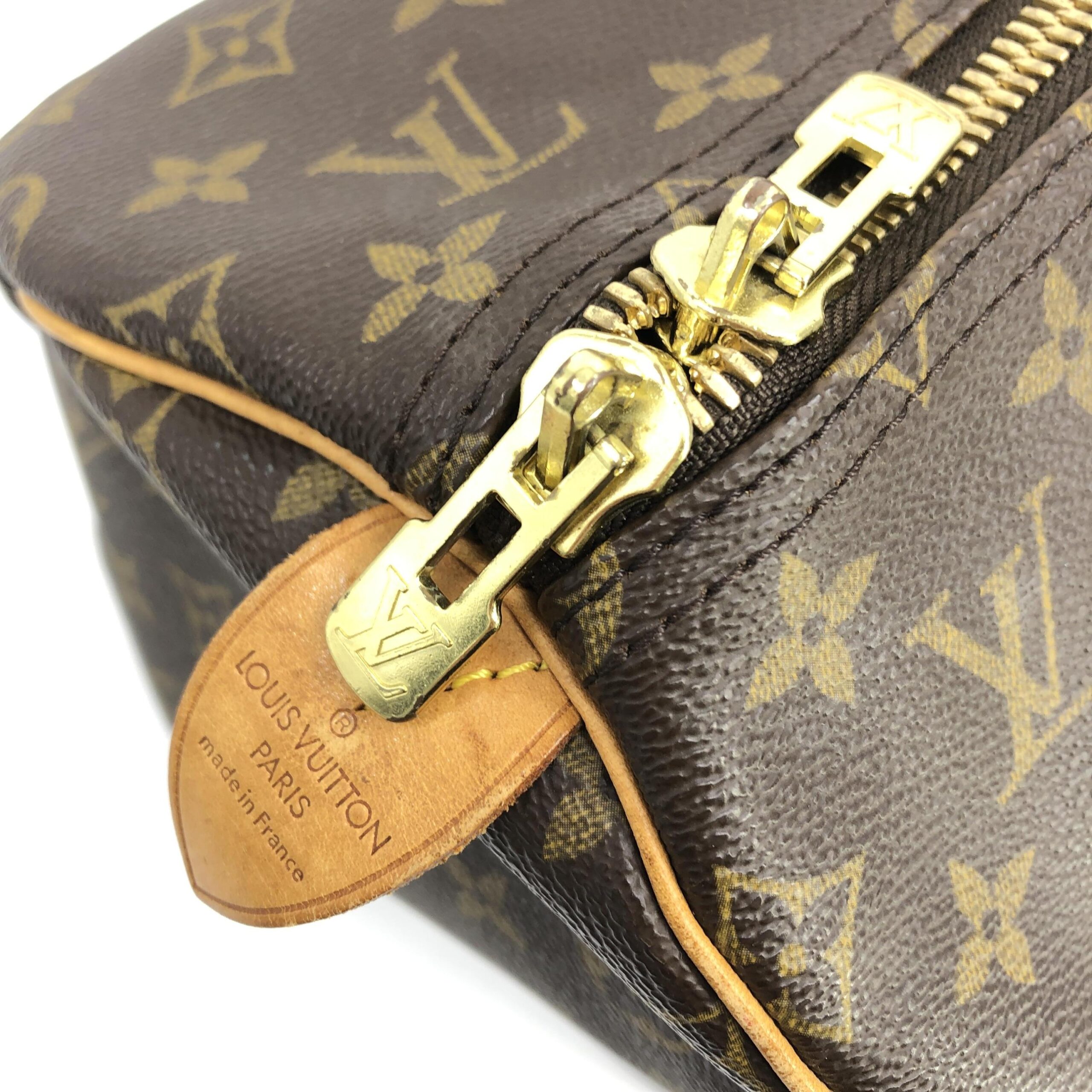 Louis Vuitton Monogram Keepall 55 Handbag - Image 4