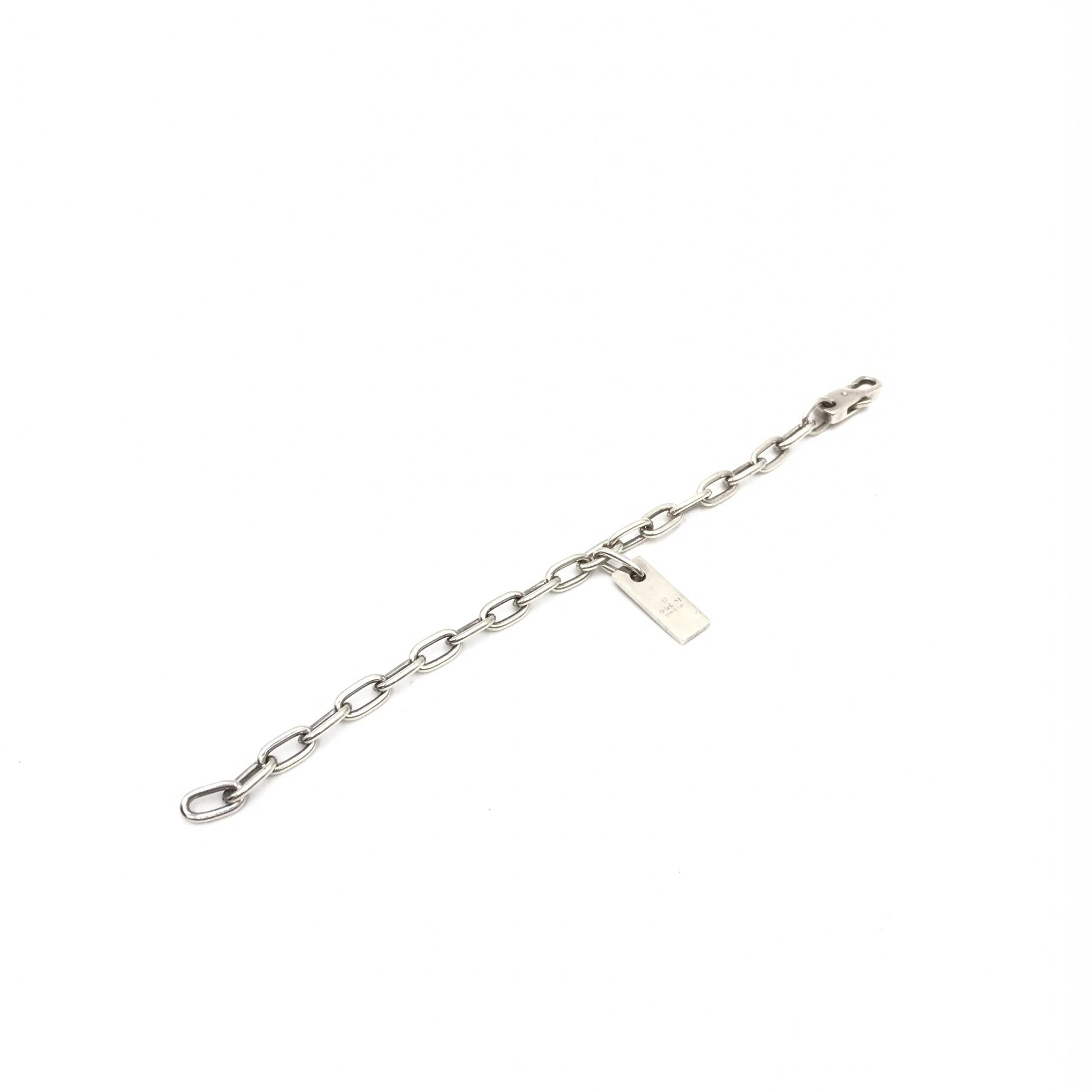 Gucci Sterling Silver Logo Plate Chain Bracelet - Image 8