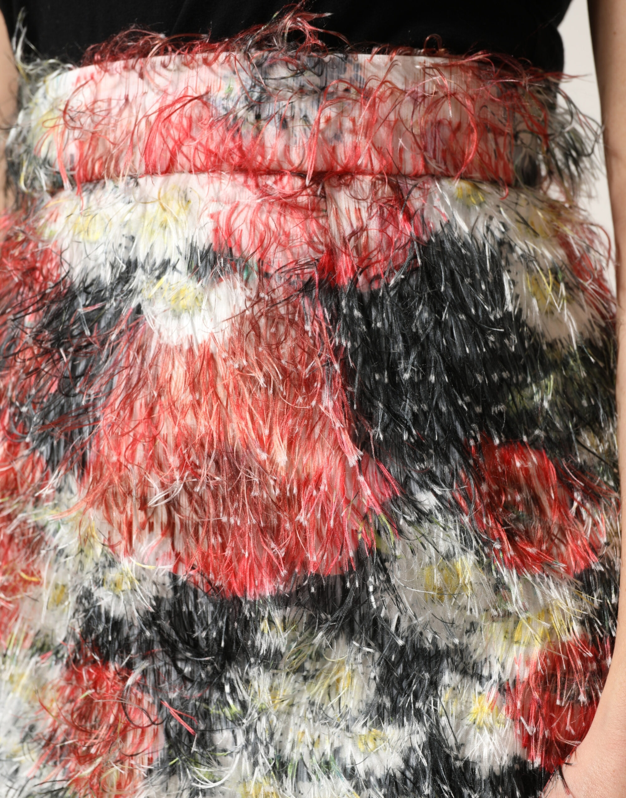 Dolce & Gabbana Multicolor Floral Textured Faux Fur Pencil Skirt - Image 5