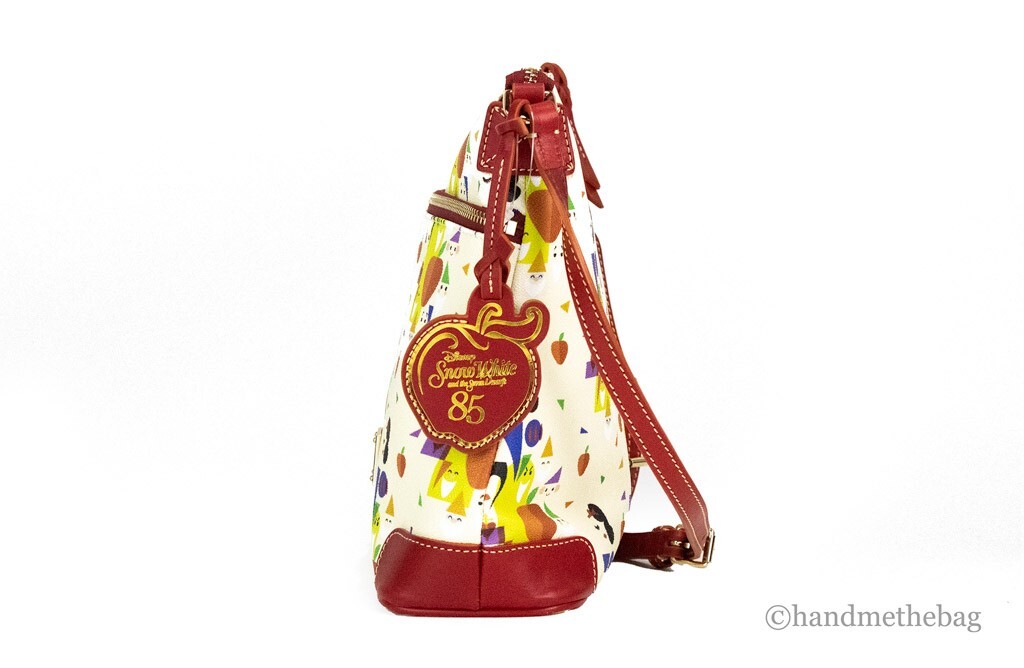 Snow White And The Seven Dwarfs 85th Anniversary Dooney & Bourke Crossbody Bag - Image 4