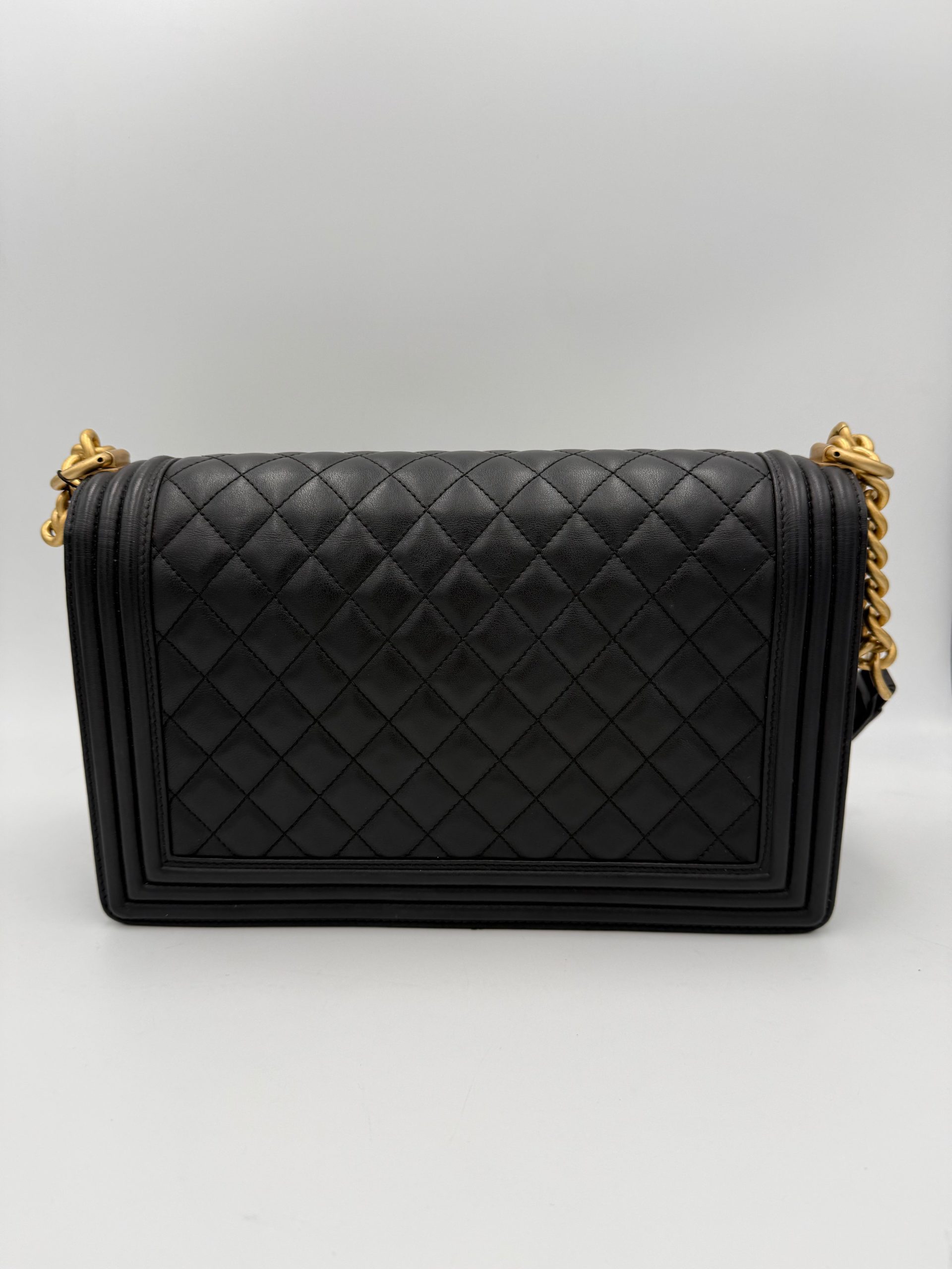Chanel CHANEL BOY Large Handbag - Image 3