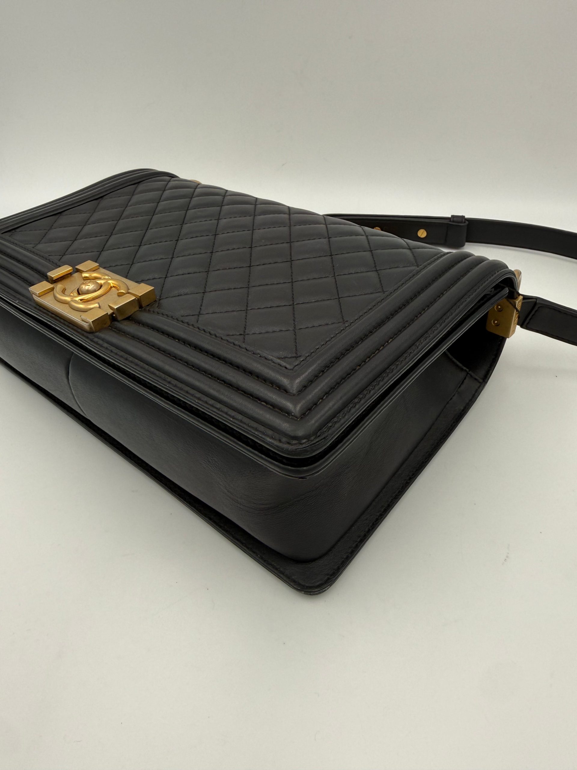 Chanel CHANEL BOY Large Handbag - Image 7